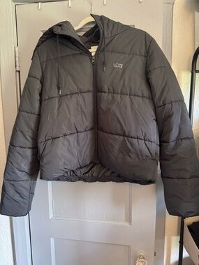 Vans Black Cropped Puffer Jacket with Hood